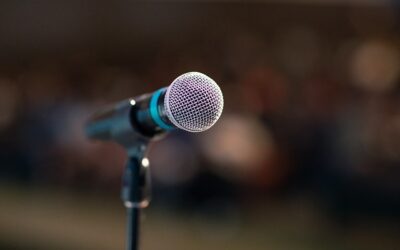 Dear Dana Advice: 3 Tips for Good Speech Delivery